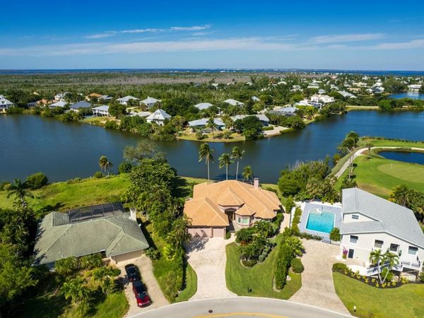 1255 Sand Castle Rd, Sanibel, FL 33957