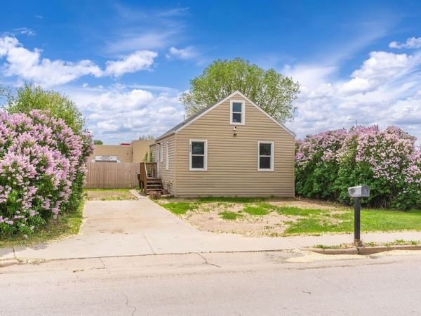 305 E Watertown Street, Rapid City, SD 57701