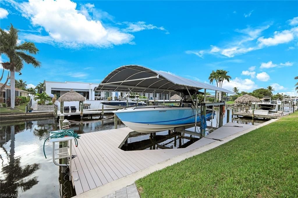 5130 Atlantic Ct, Cape Coral, FL 33904 Photo