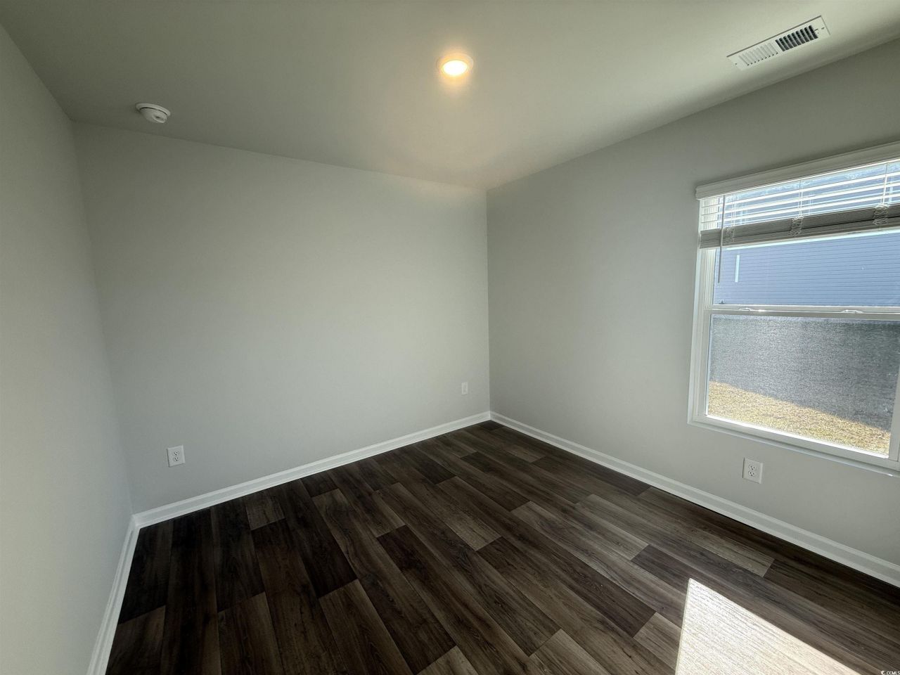 517 Cambria Dr Photo 13