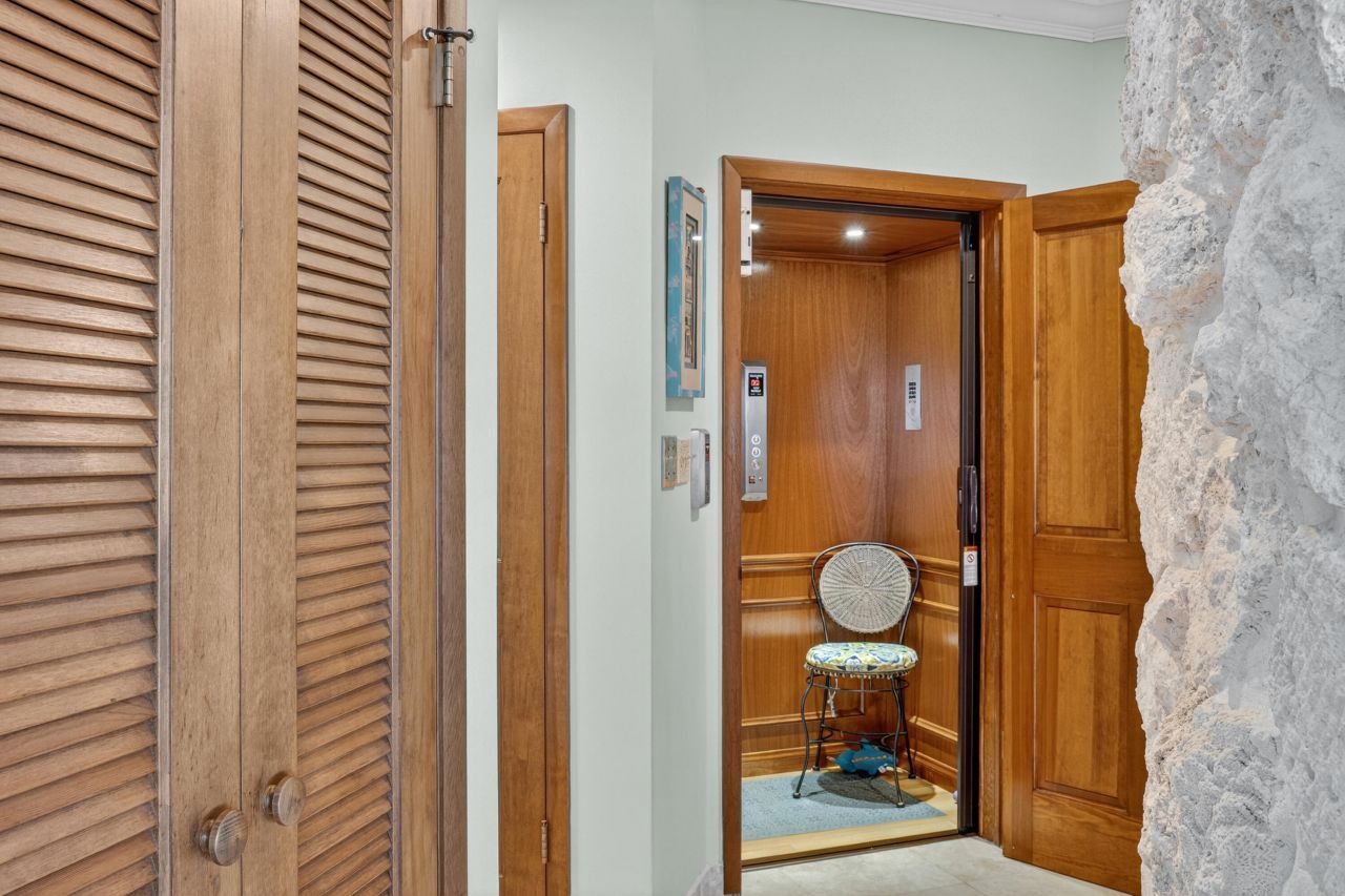 258 W Seaview Circle, Duck, FL 33050 Photo