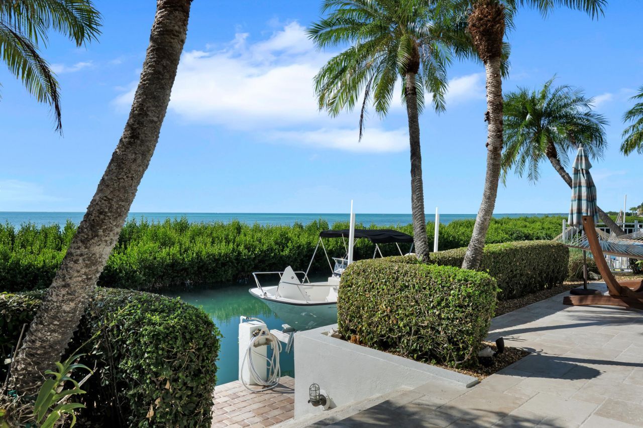 258 W Seaview Circle, Duck, FL 33050 Photo