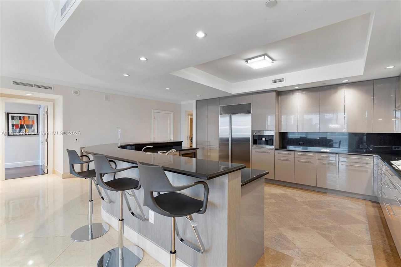 6000 Island Blvd, Unit 1007, Aventura, FL 33160 Photo