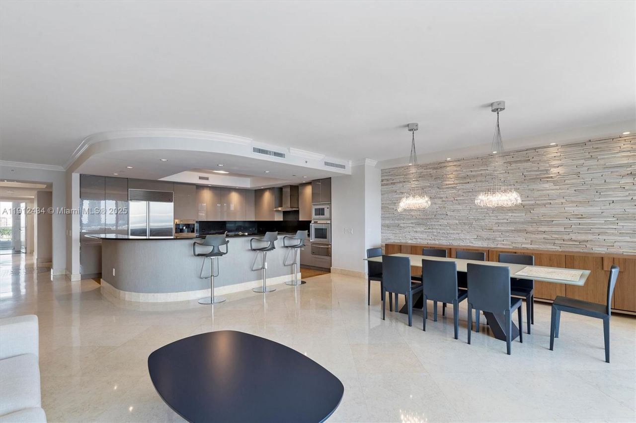 6000 Island Blvd, Unit 1007, Aventura, FL 33160 Photo