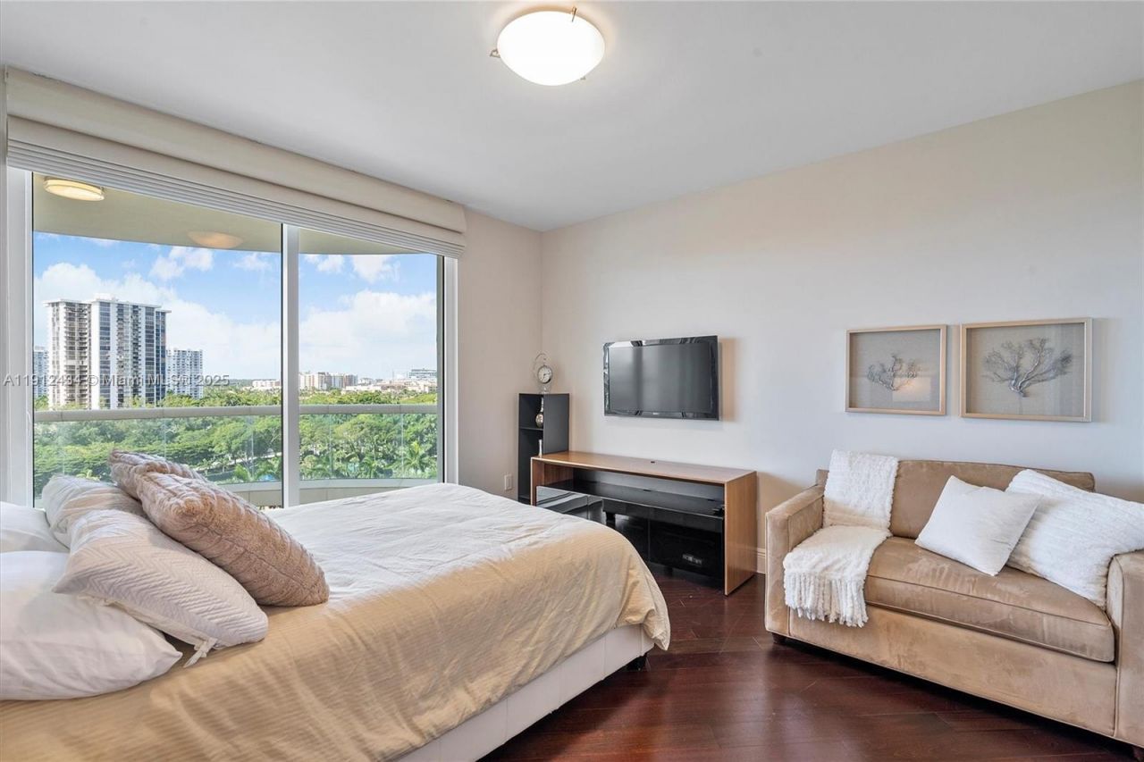 6000 Island Blvd, Unit 1007, Aventura, FL 33160 Photo