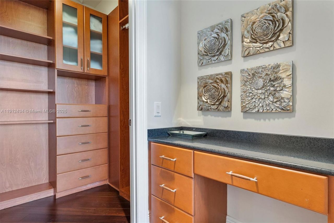 6000 Island Blvd, Unit 1007, Aventura, FL 33160 Photo