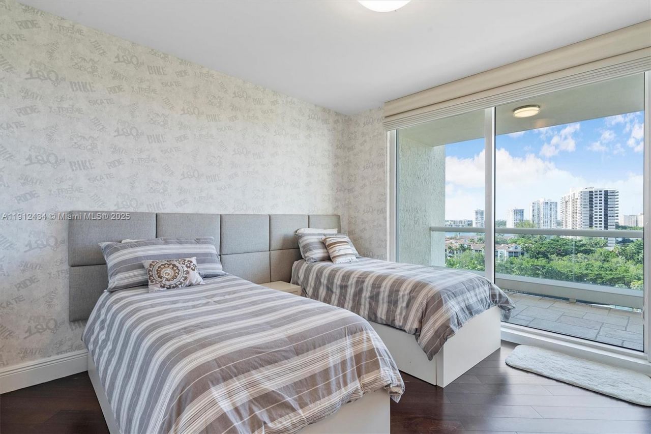 6000 Island Blvd, Unit 1007, Aventura, FL 33160 Photo