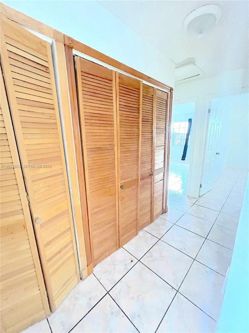 18240 NW 41st Pl, Unit 2, Miami Gardens, FL 33055 Photo