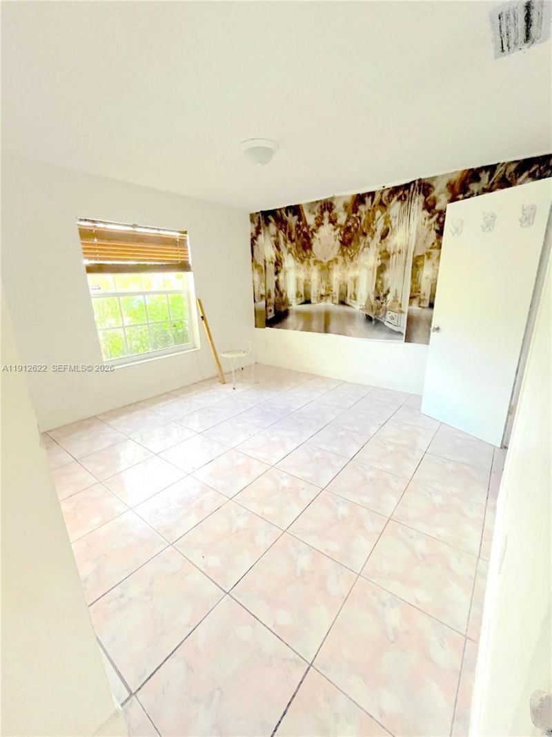 18240 NW 41st Pl, Unit 2, Miami Gardens, FL 33055 Photo