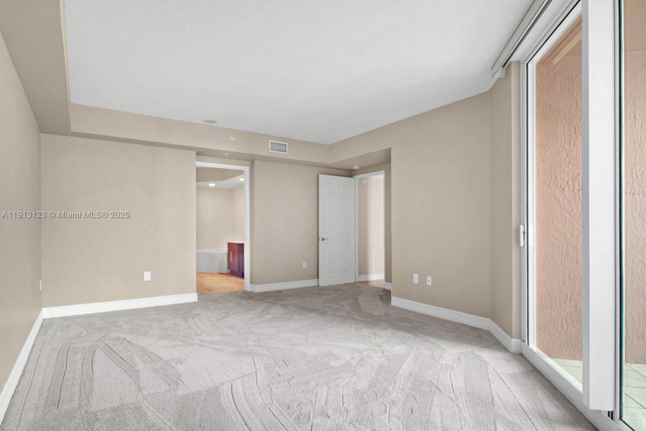 3370 Hidden Bay Dr, Unit 804, Aventura, FL 33180 Photo