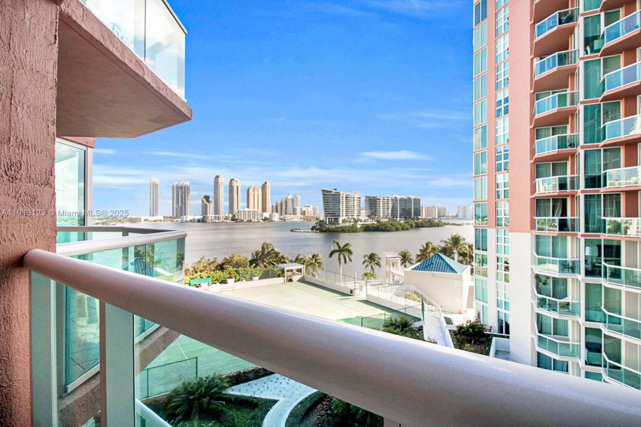 3370 Hidden Bay Dr, Unit 804, Aventura, FL 33180 Photo