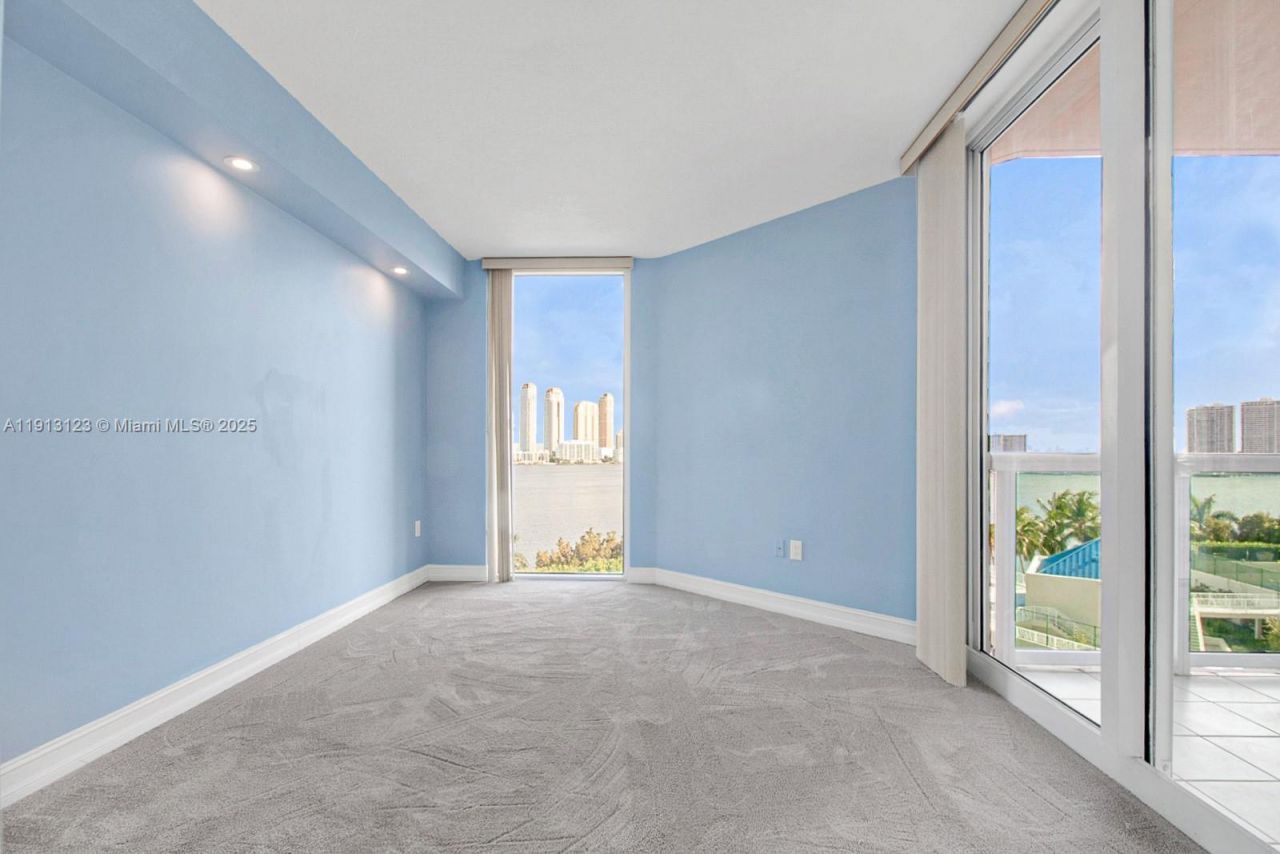 3370 Hidden Bay Dr, Unit 804, Aventura, FL 33180 Photo