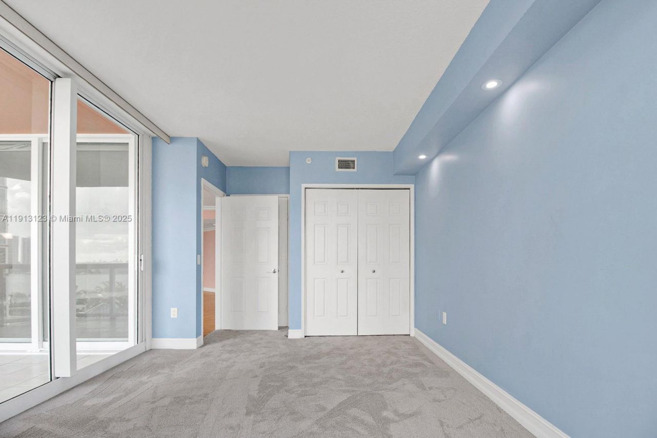 3370 Hidden Bay Dr, Unit 804, Aventura, FL 33180 Photo