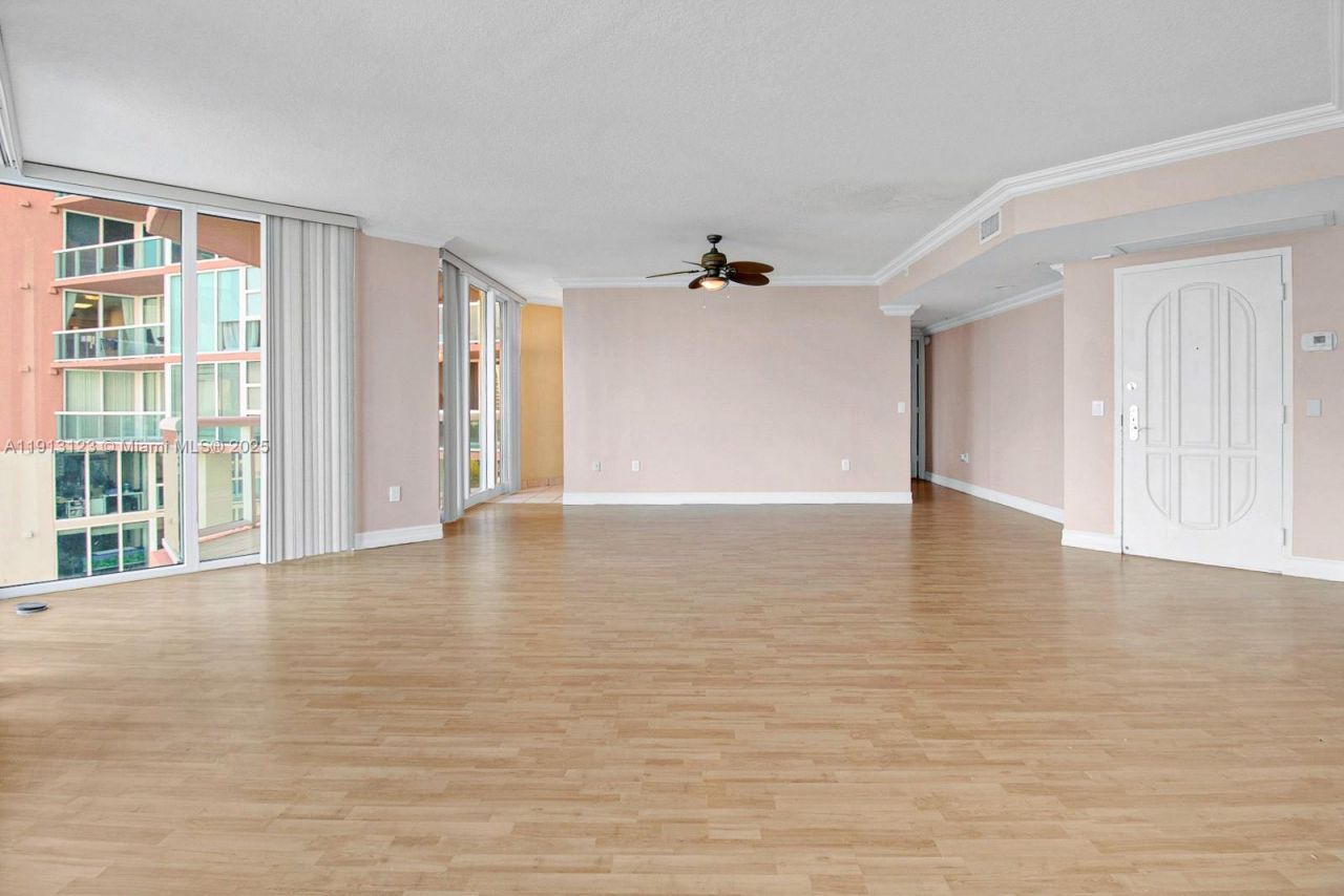 3370 Hidden Bay Dr, Unit 804, Aventura, FL 33180 Photo