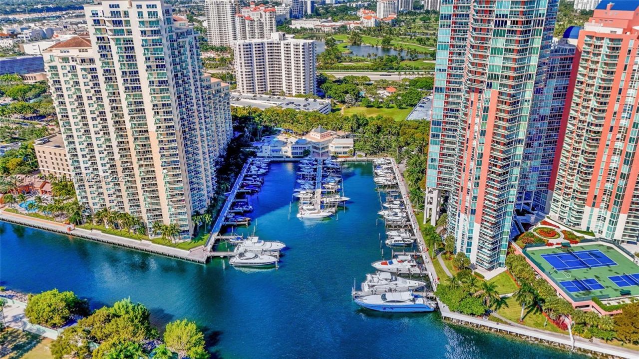 3370 Hidden Bay Dr, Unit 804, Aventura, FL 33180 Photo