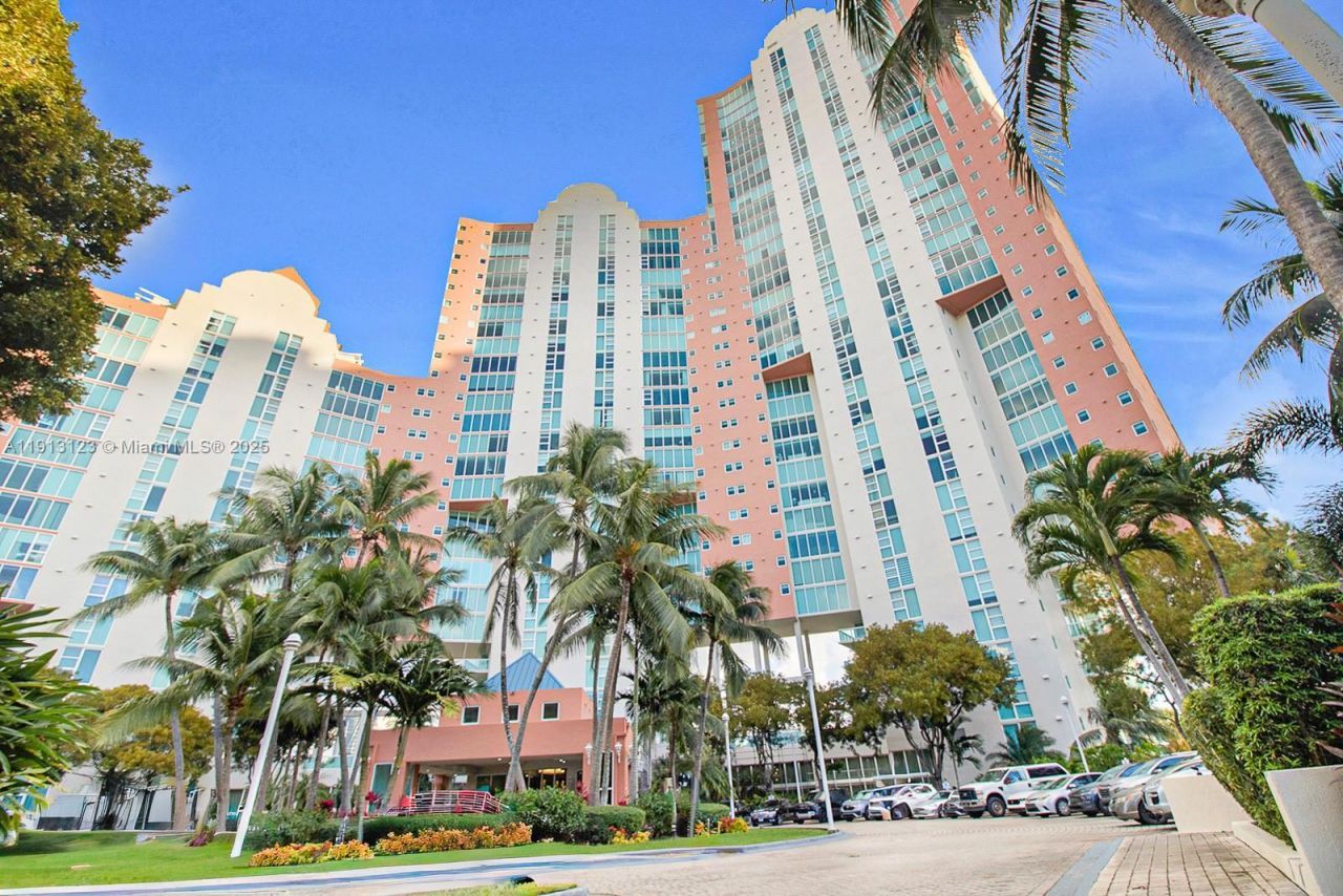 3370 Hidden Bay Dr, Unit 804, Aventura, FL 33180 Photo