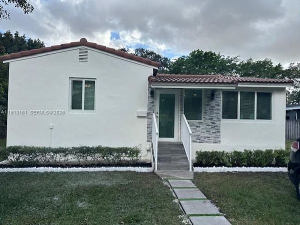 436 Lark Ave, Miami Springs, FL 33166