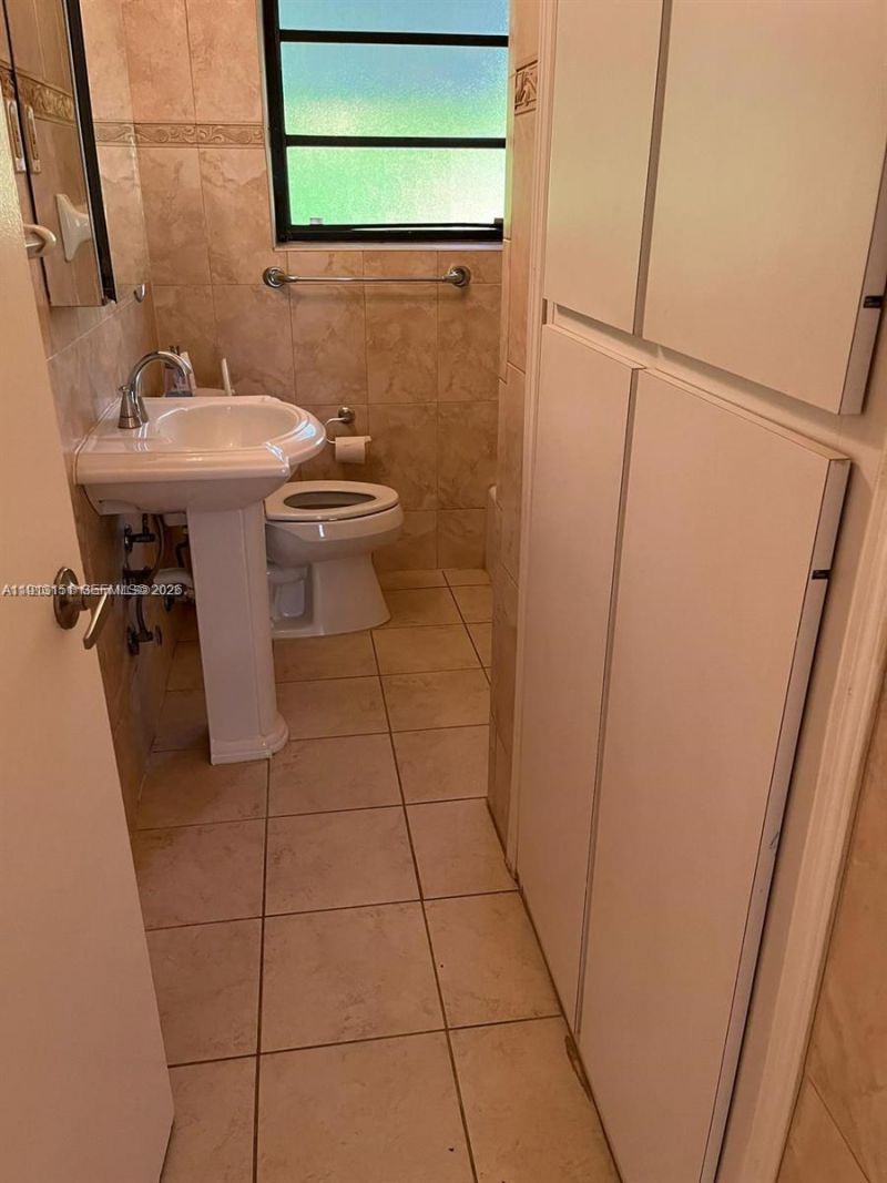 436 Lark Ave, Miami Springs, FL 33166 Photo