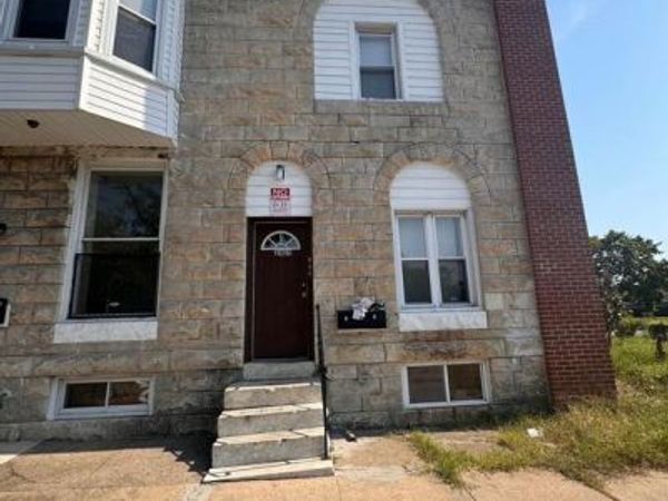 2405 BARCLAY, BALTIMORE, MD 21218