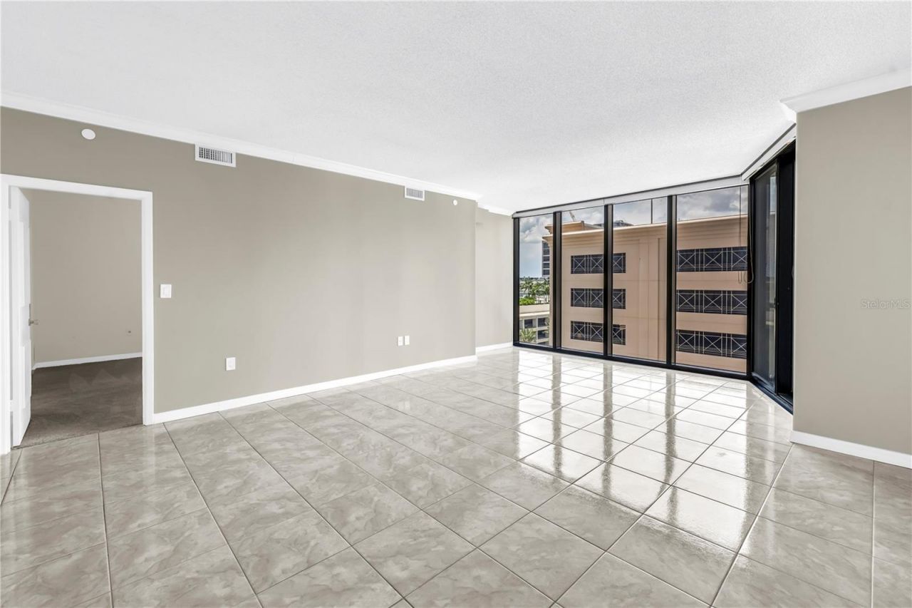 1 Beach Drive Se, Unit 810, Saint Petersburg, FL 33701 Photo