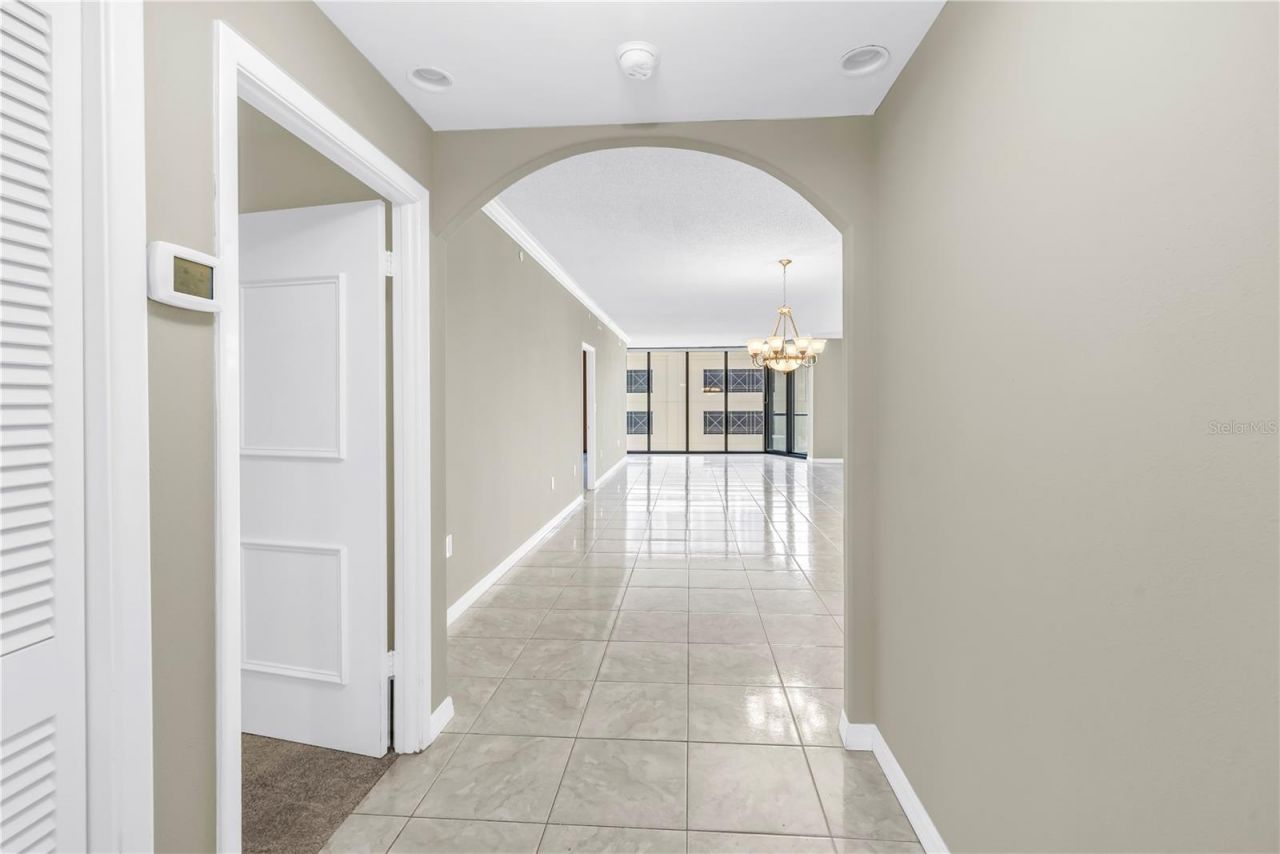 1 Beach Drive Se, Unit 810, Saint Petersburg, FL 33701 Photo