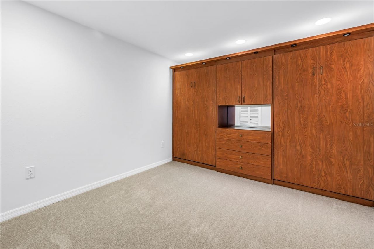 1 Beach Drive Se, Unit 810, Saint Petersburg, FL 33701 Photo