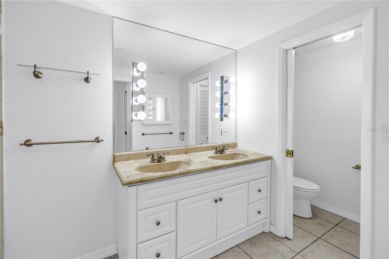 1 Beach Drive Se, Unit 810, Saint Petersburg, FL 33701 Photo