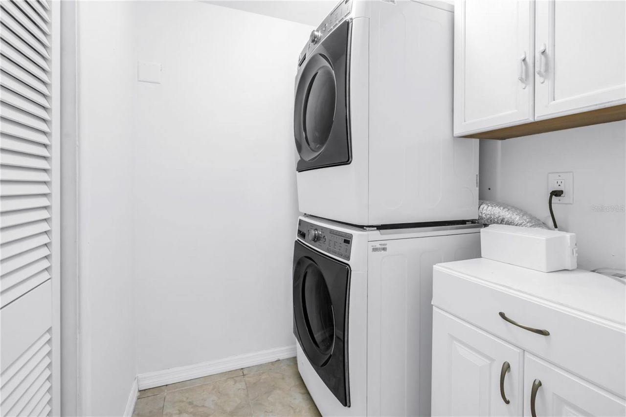 1 Beach Drive Se, Unit 810, Saint Petersburg, FL 33701 Photo