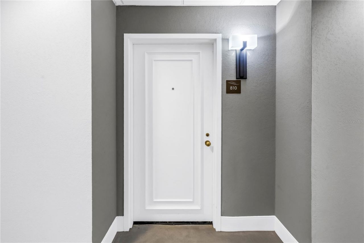 1 Beach Drive Se, Unit 810, Saint Petersburg, FL 33701 Photo