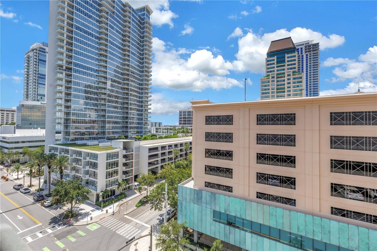 1 Beach Drive Se, Unit 810, Saint Petersburg, FL 33701 Photo