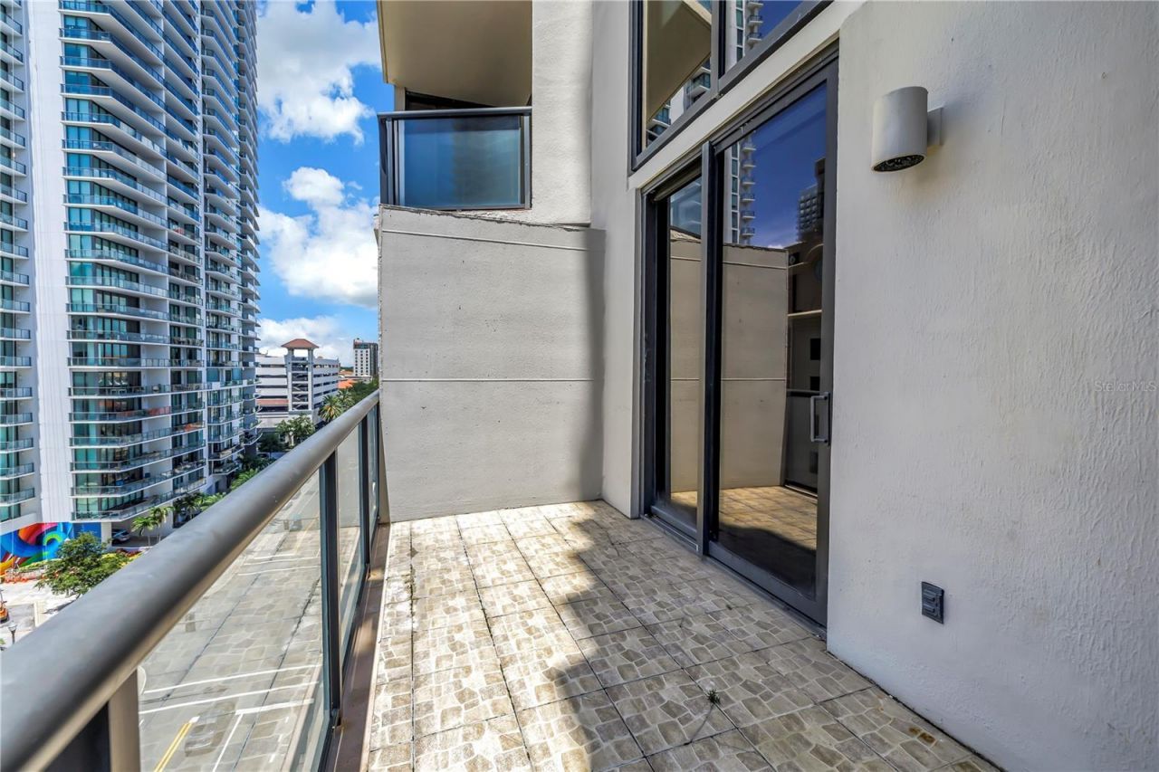 1 Beach Drive Se, Unit 810, Saint Petersburg, FL 33701 Photo