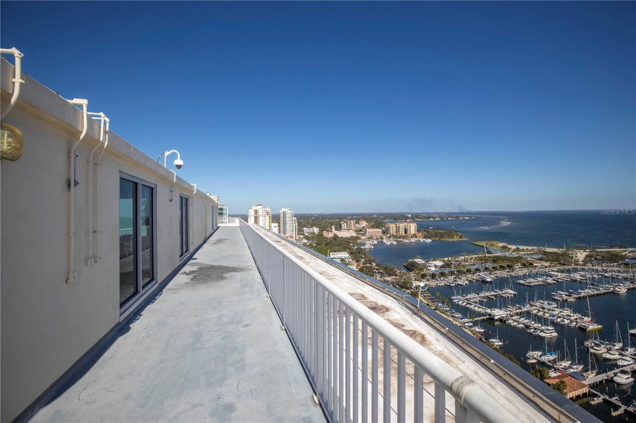 1 Beach Drive Se, Unit 810, Saint Petersburg, FL 33701 Photo
