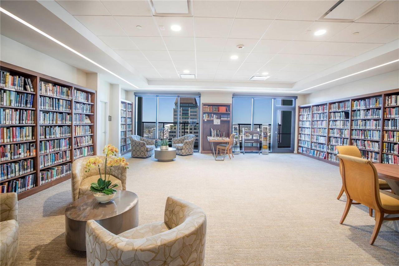 1 Beach Drive Se, Unit 810, Saint Petersburg, FL 33701 Photo