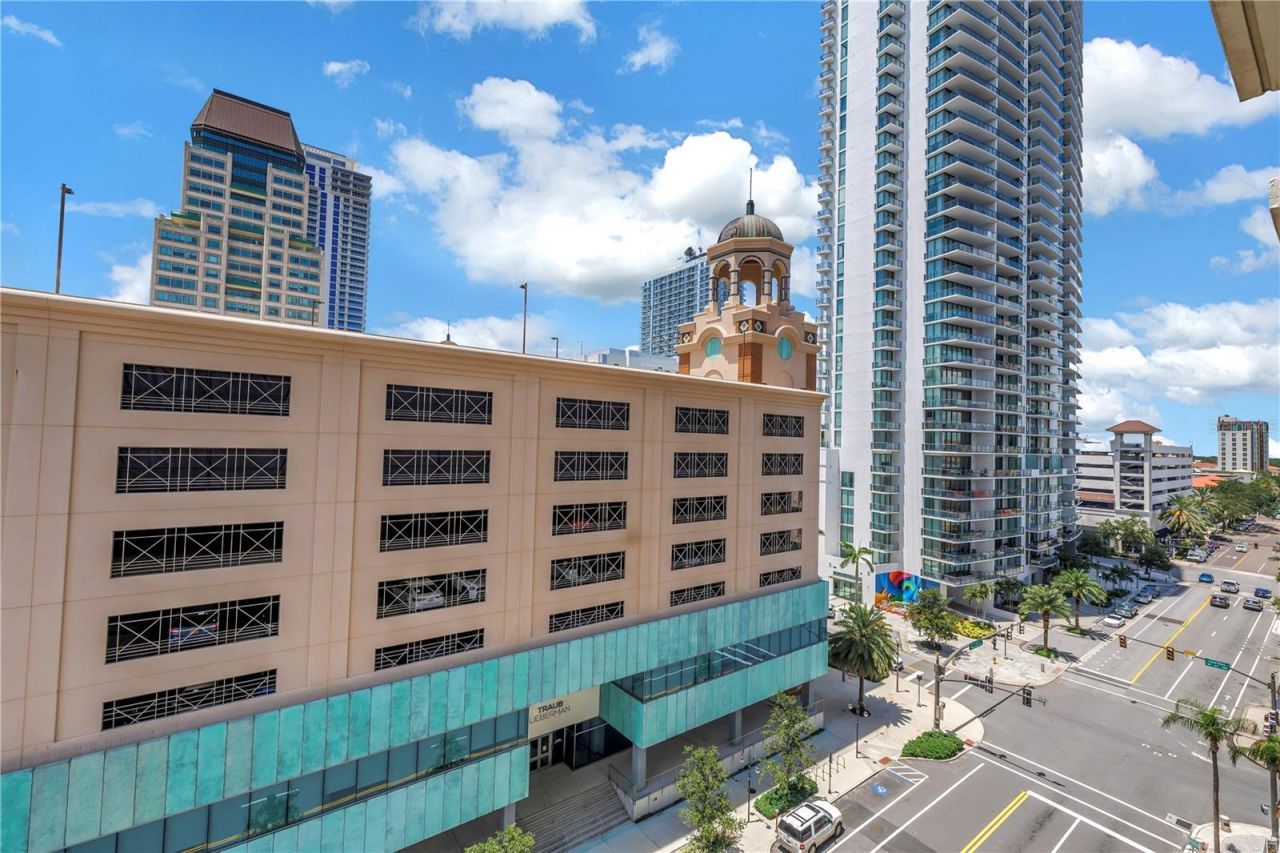 1 Beach Drive Se, Unit 810, Saint Petersburg, FL 33701 Photo