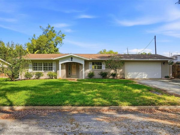 8235 39TH AVENUE N, ST PETERSBURG, FL 33709