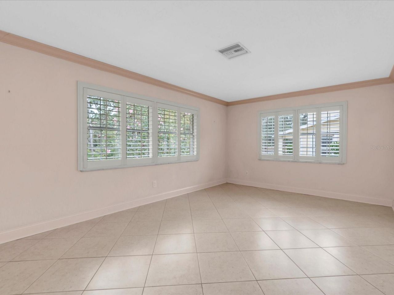 8235 39th Avenue N, Saint Petersburg, FL 33709 Photo