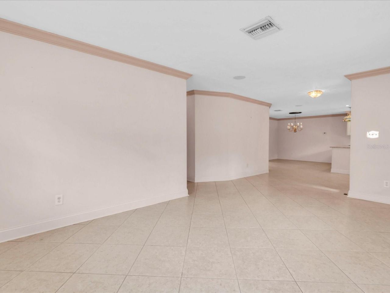 8235 39th Avenue N, Saint Petersburg, FL 33709 Photo