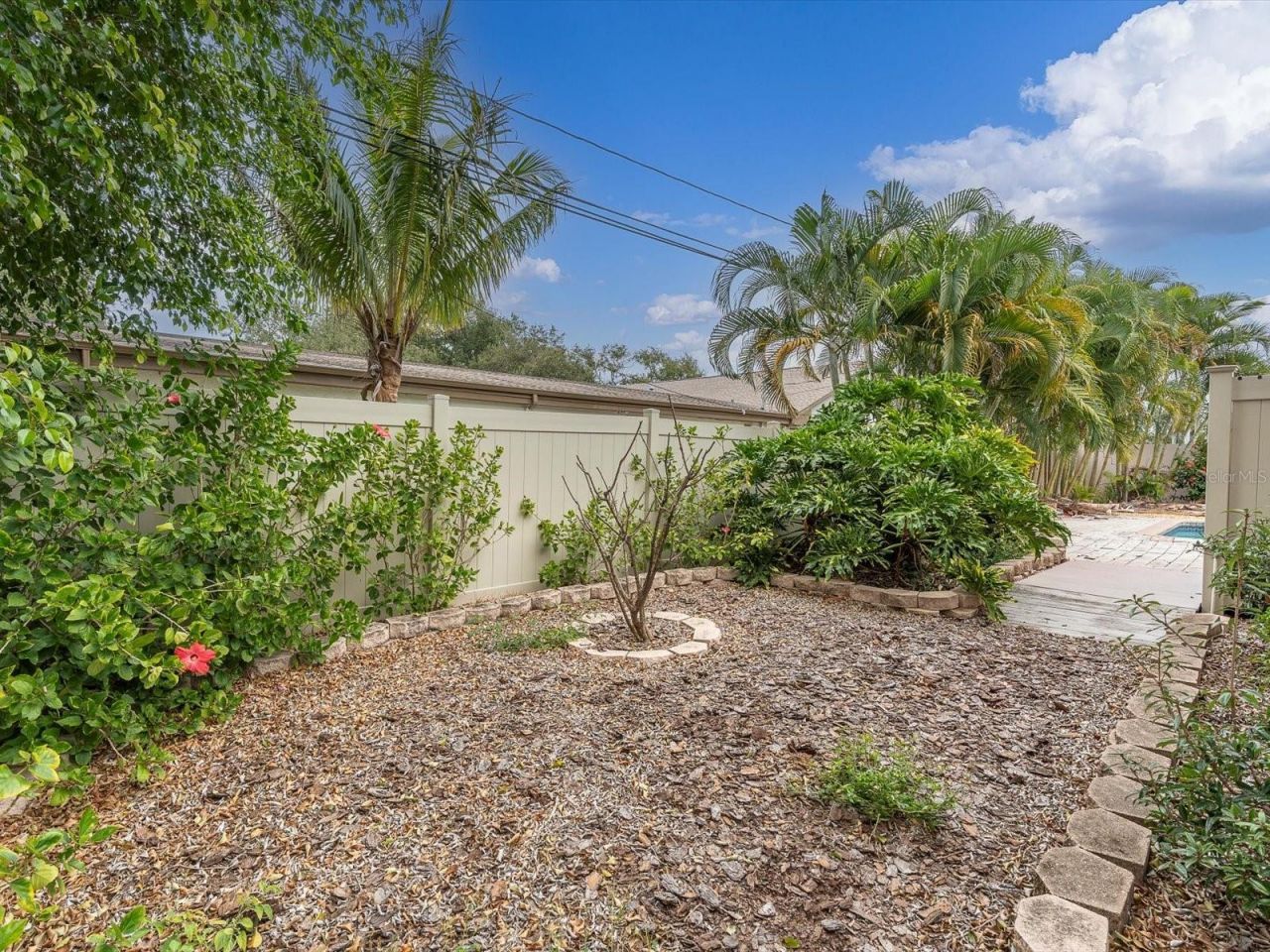 8235 39th Avenue N, Saint Petersburg, FL 33709 Photo