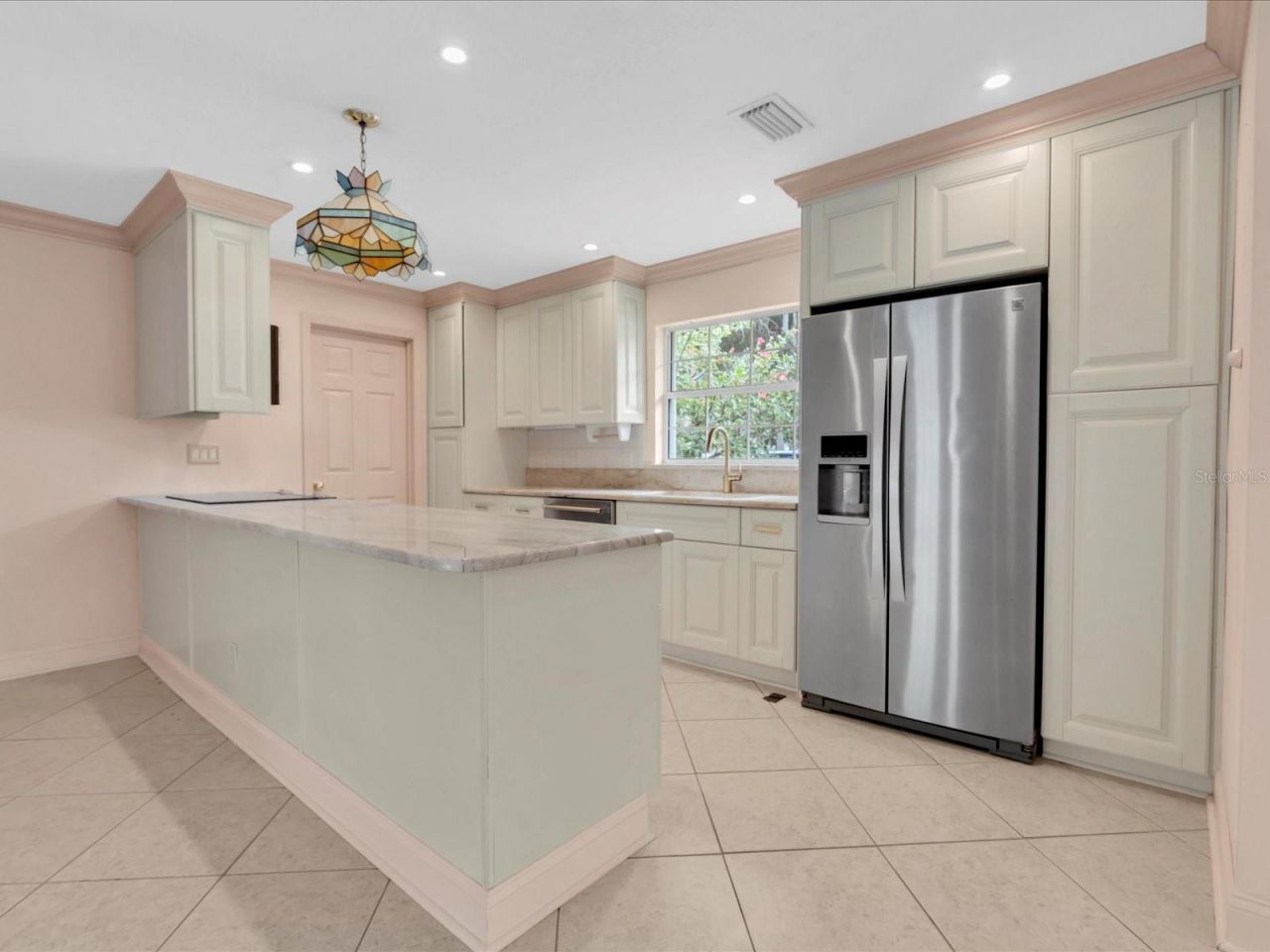 8235 39th Avenue N, Saint Petersburg, FL 33709 Photo