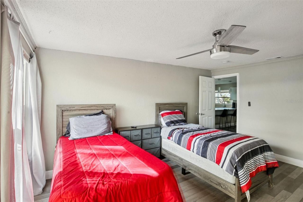 520 Fairfax Lane, Apollo Beach, FL 33572 Photo