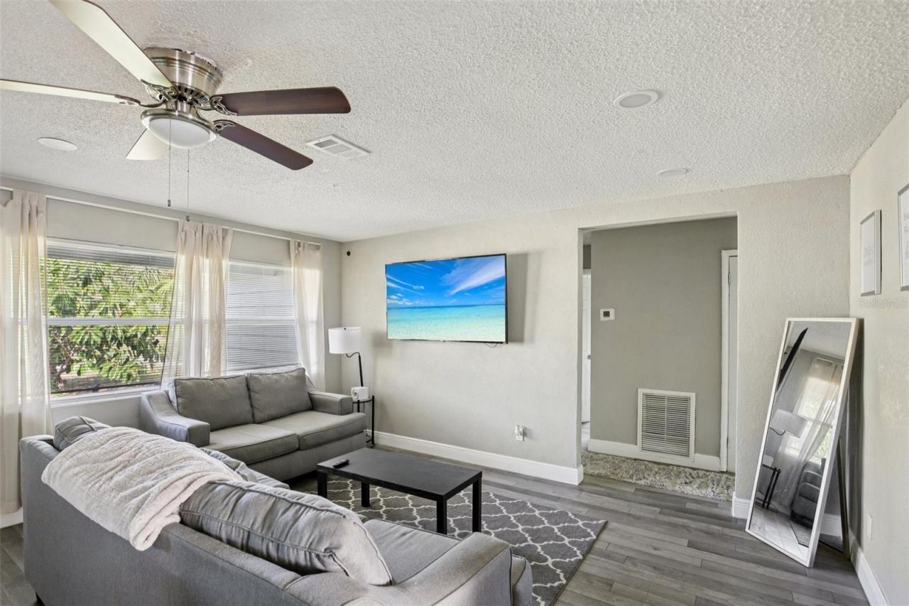 520 Fairfax Lane, Apollo Beach, FL 33572 Photo