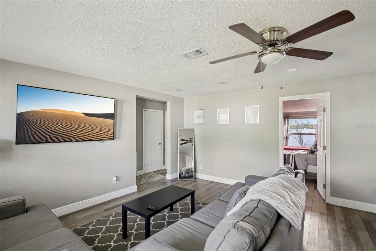 520 Fairfax Lane, Apollo Beach, FL 33572 Photo