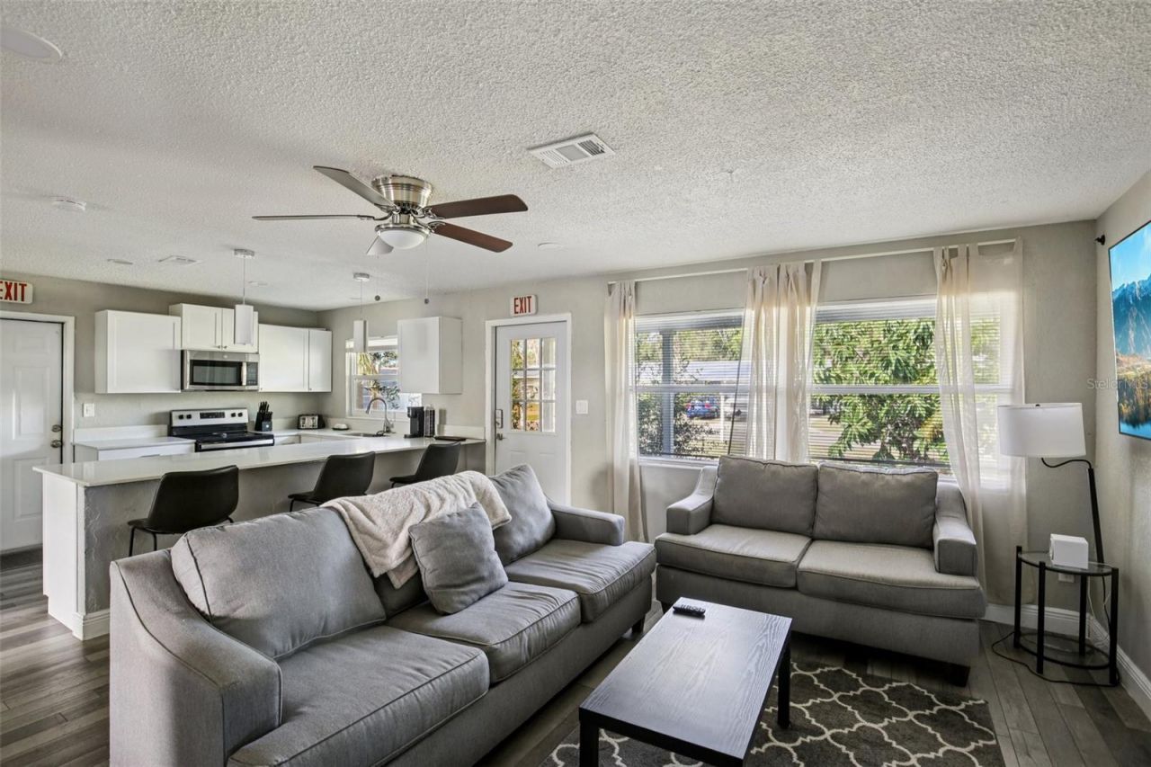 520 Fairfax Lane, Apollo Beach, FL 33572 Photo