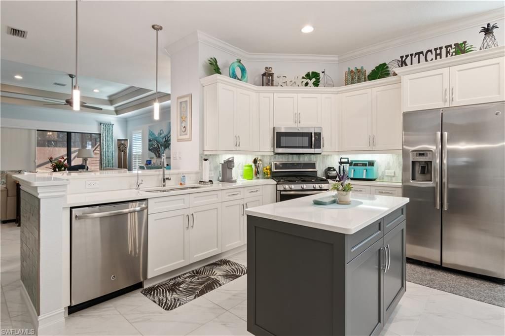 6604 Roma Way, Naples, FL 34113 Photo