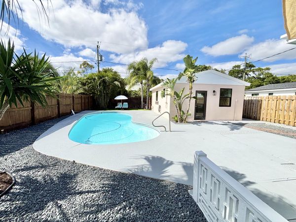 1121 N Ocean Breeze, Lake Worth Beach, FL 33460