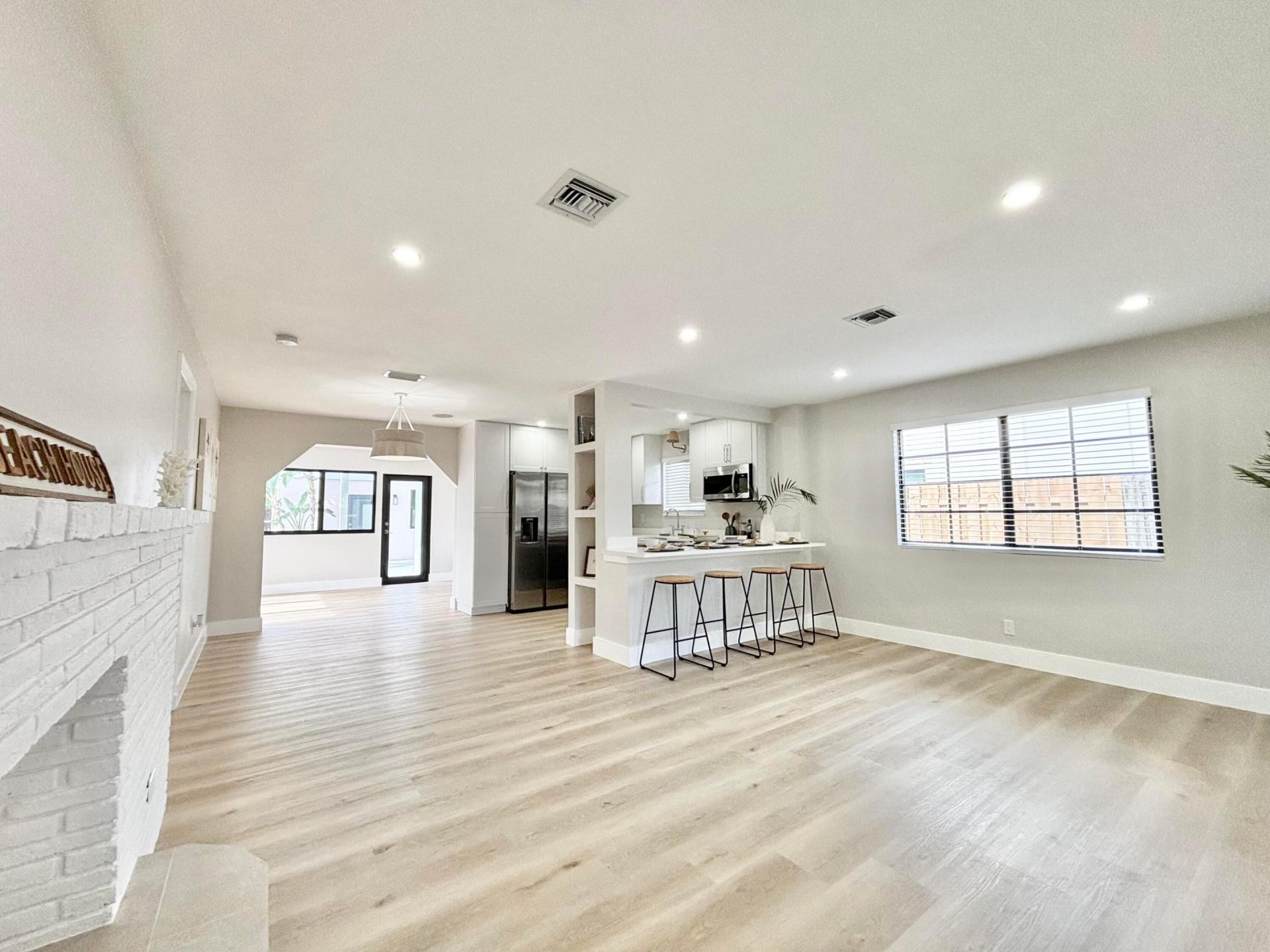 1121 N Ocean Breeze, Lake Worth Beach, FL 33460 Photo