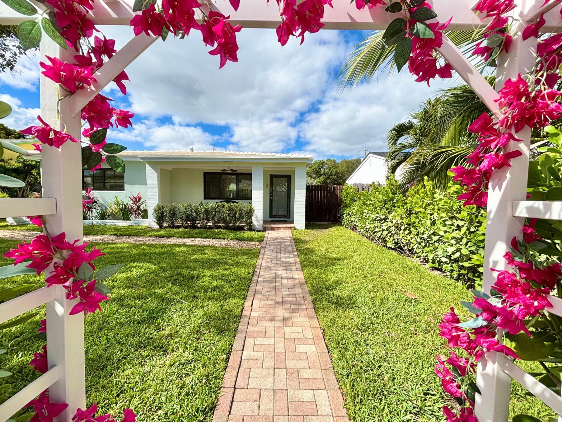 1121 N Ocean Breeze, Lake Worth Beach, FL 33460 Photo