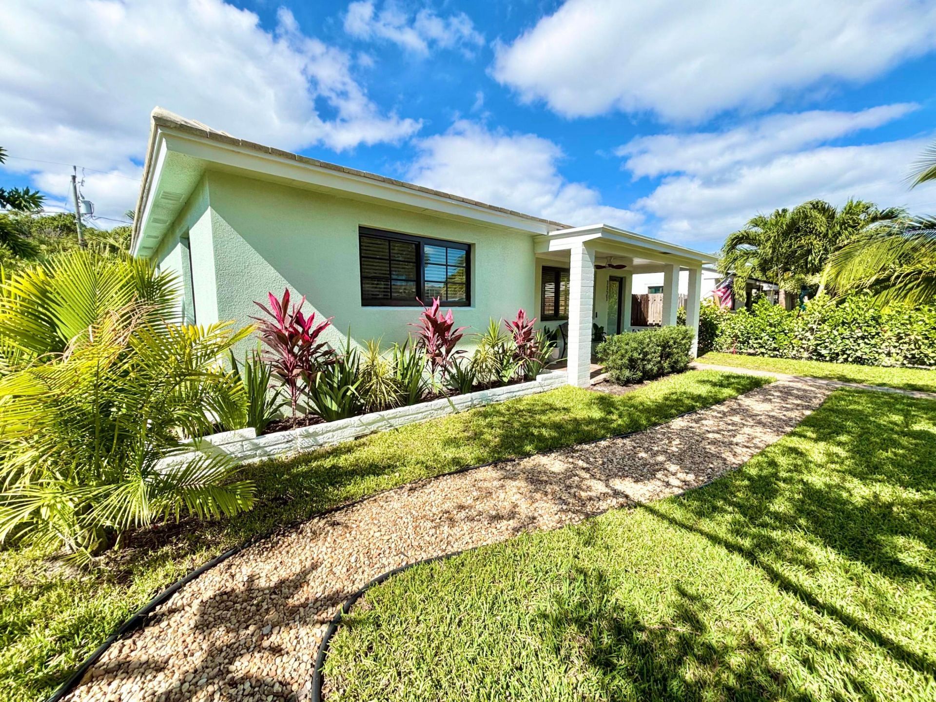 1121 N Ocean Breeze, Lake Worth Beach, FL 33460 Photo