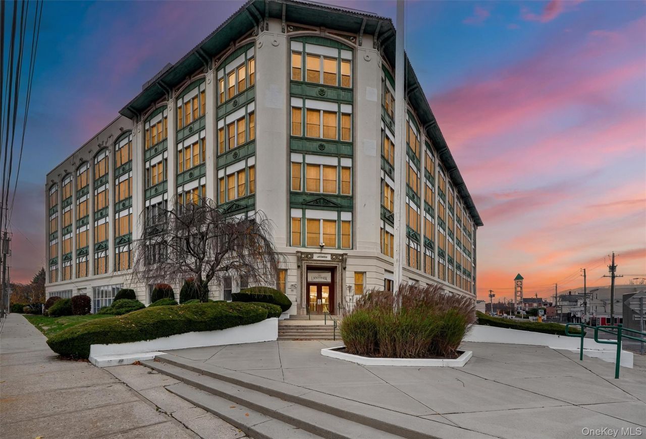 1 Landmark Square, Unit 530, Port Chester, NY 10573 Main Photo