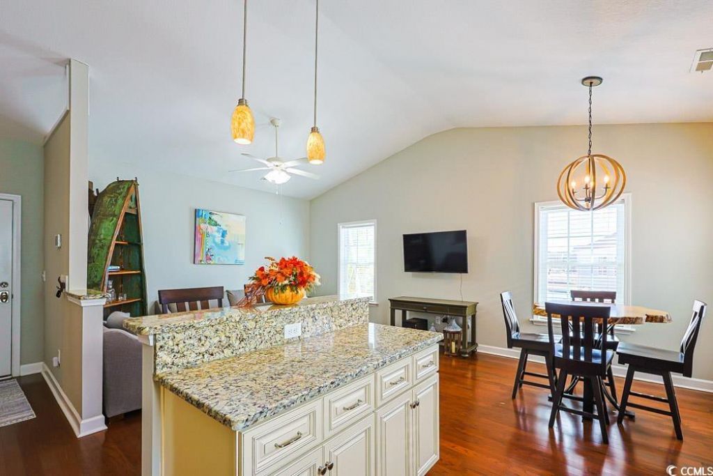 4409 Grande Harbour Blvd. Photo 11